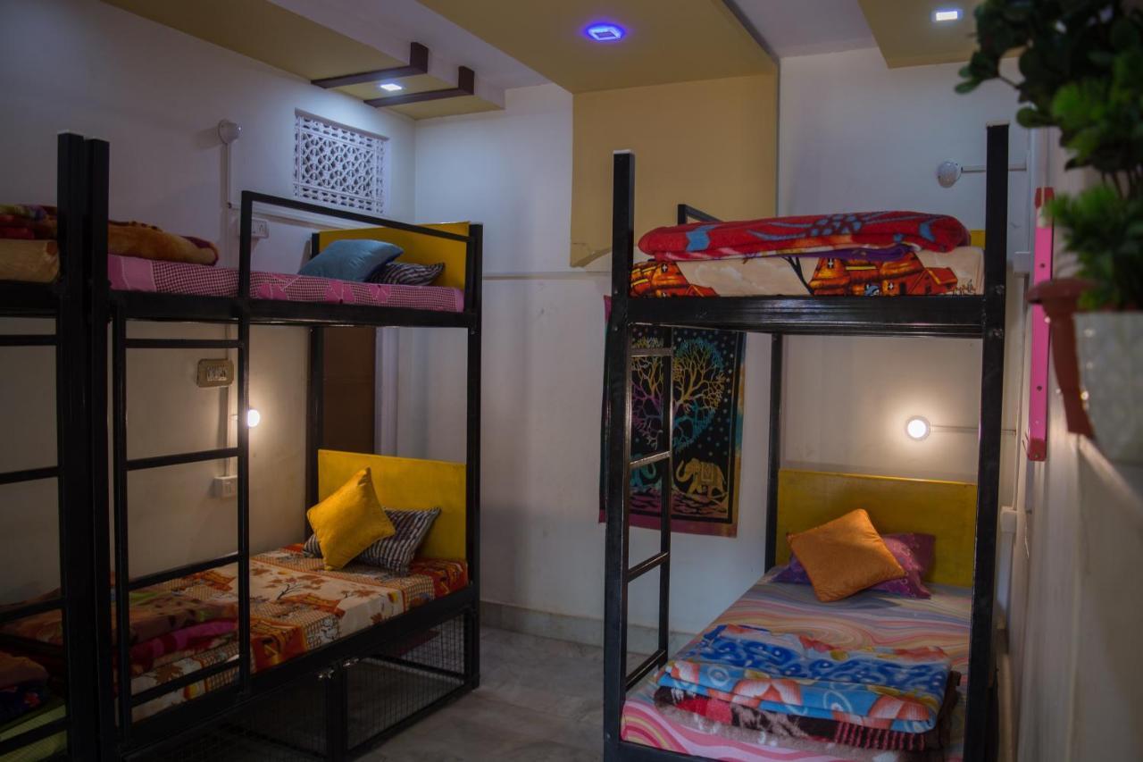 12 Monks Backpackers Community Albergue Pushkar Exterior foto