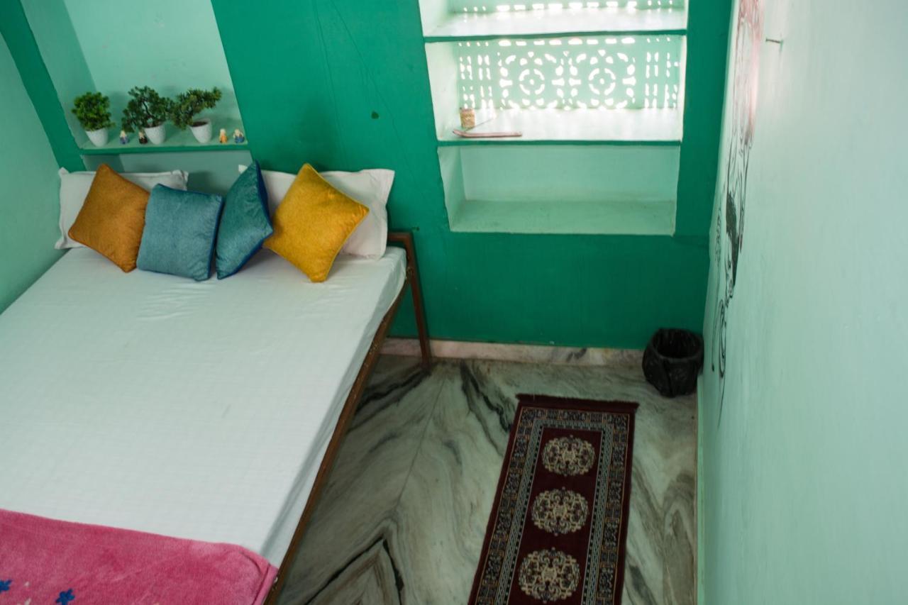 12 Monks Backpackers Community Albergue Pushkar Exterior foto