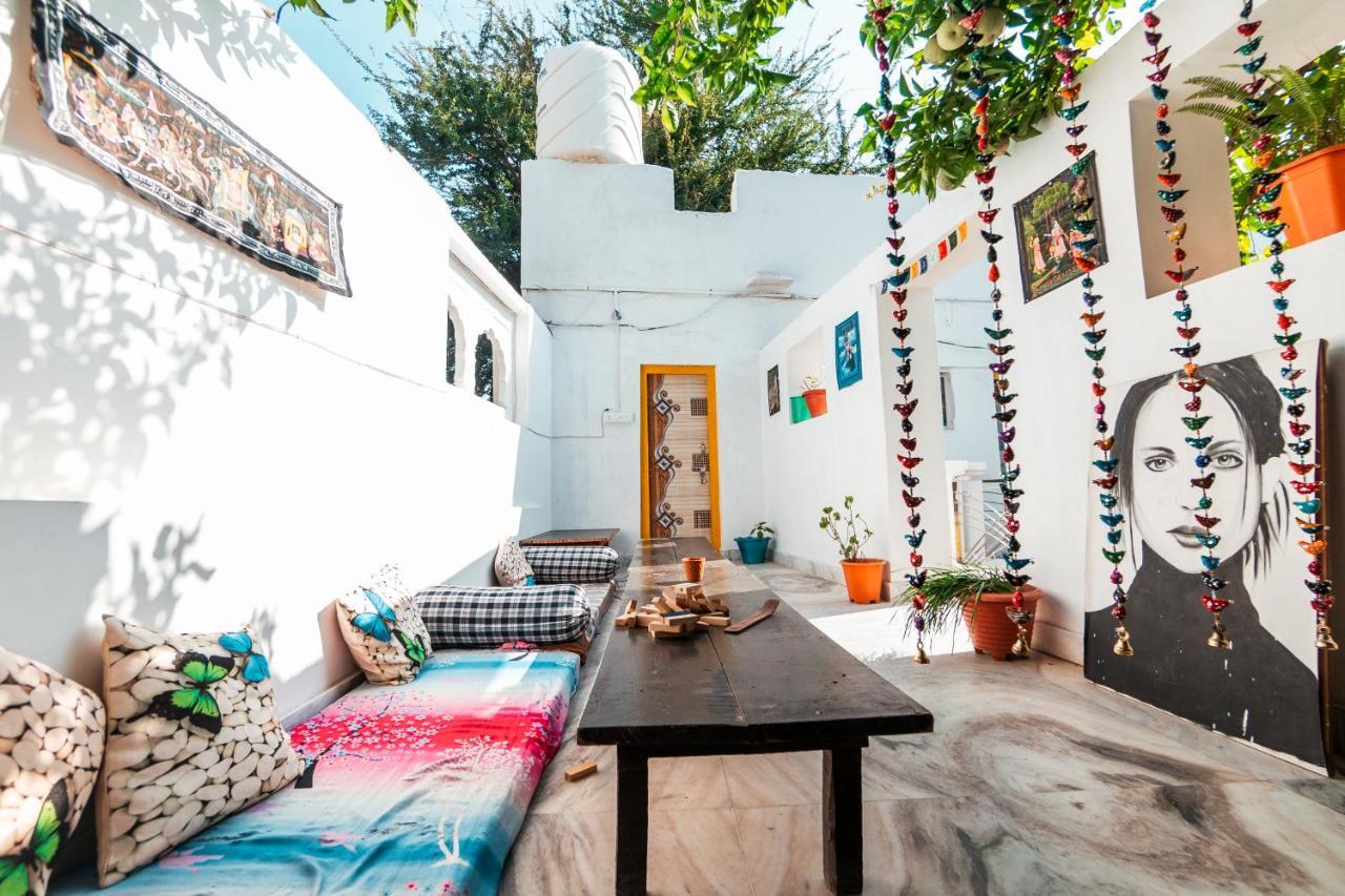 12 Monks Backpackers Community Albergue Pushkar Exterior foto